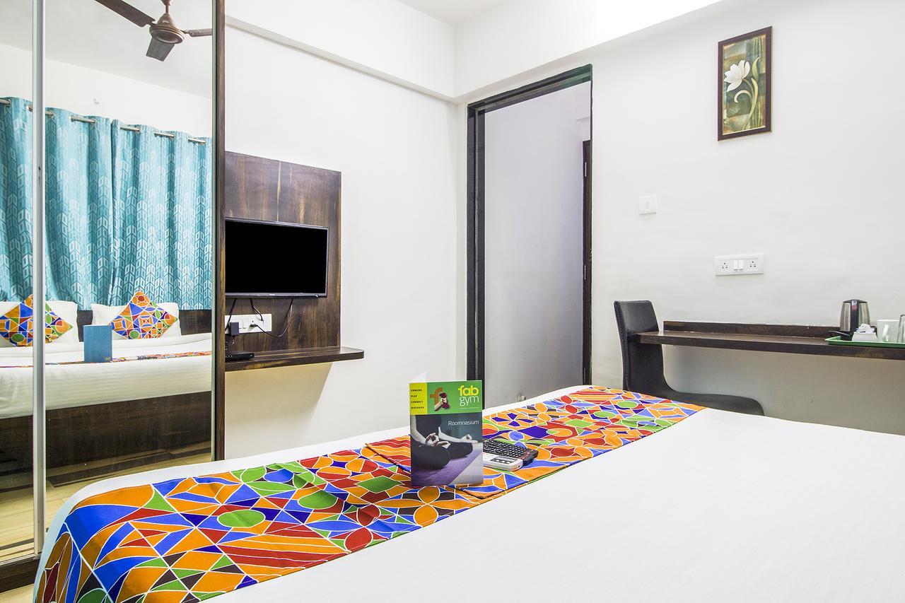 Fabhotel Pruthamesh Pride Nashik Dış mekan fotoğraf